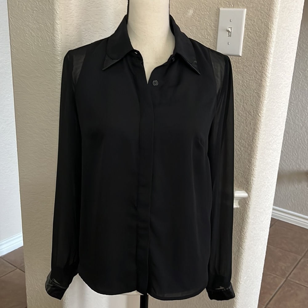 Forever 21 black sheer button down Hi-Lo top blouse Size M